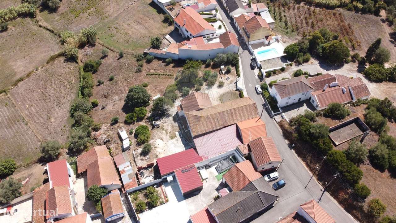 Moradia T2 para venda-5