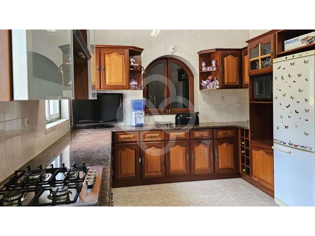 Quinta 2,4 hectares com moradia T5 em Aveiras de Cima Azambuja-9