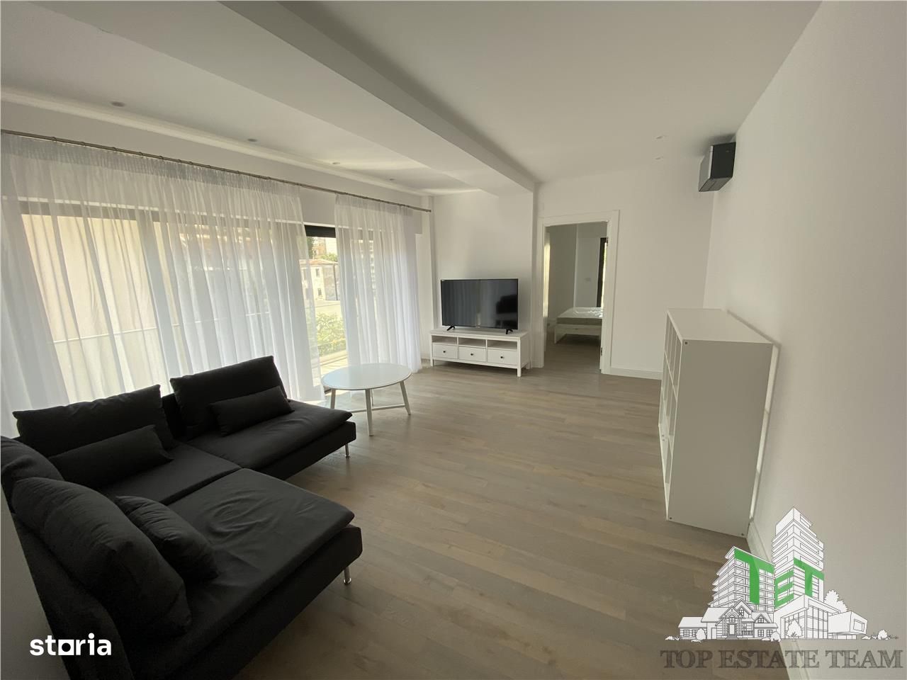 Apartament cu 2 camere de vanzare in Piata Victoriei