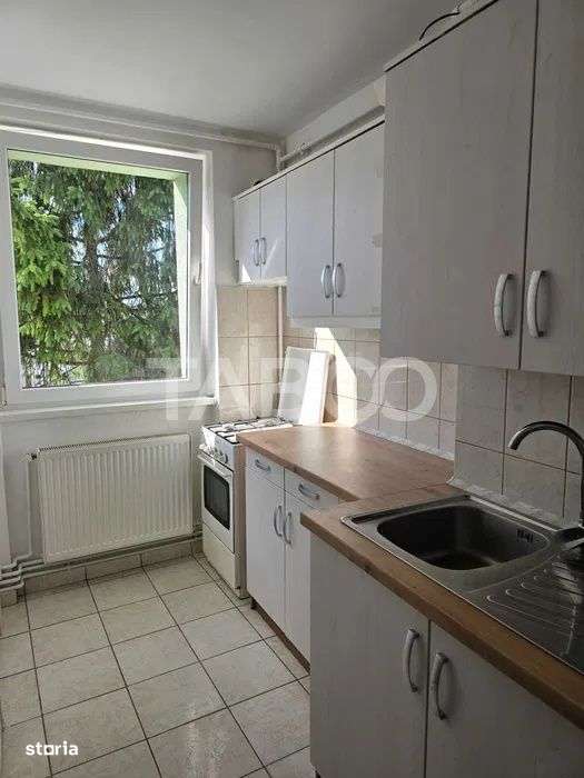 Apartament 2 camere mobilat si utilat de inchiriat  55 mpu - Imagine principală: 5/8