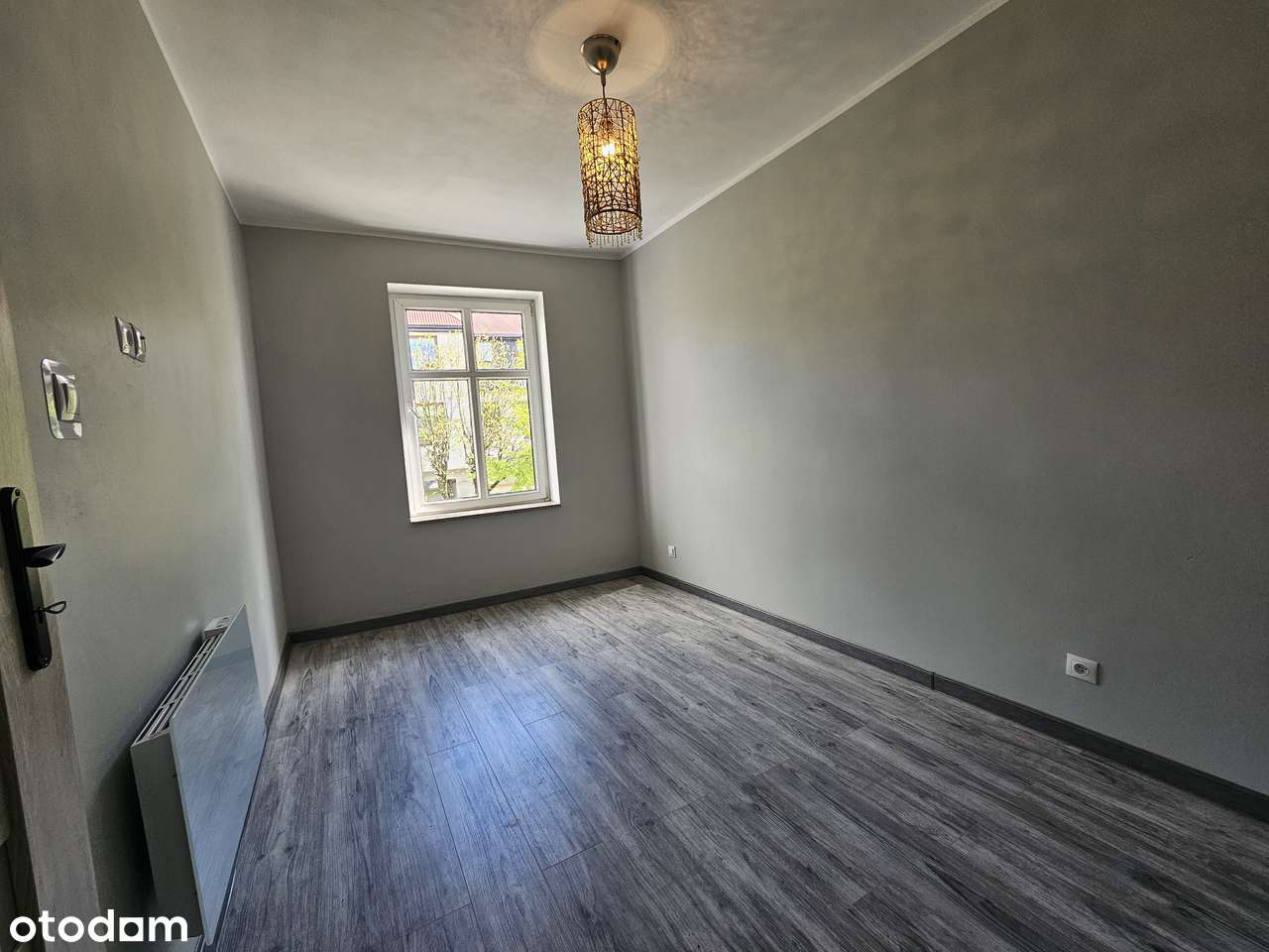 Dwa niezależne mieszkania po remoncie-3