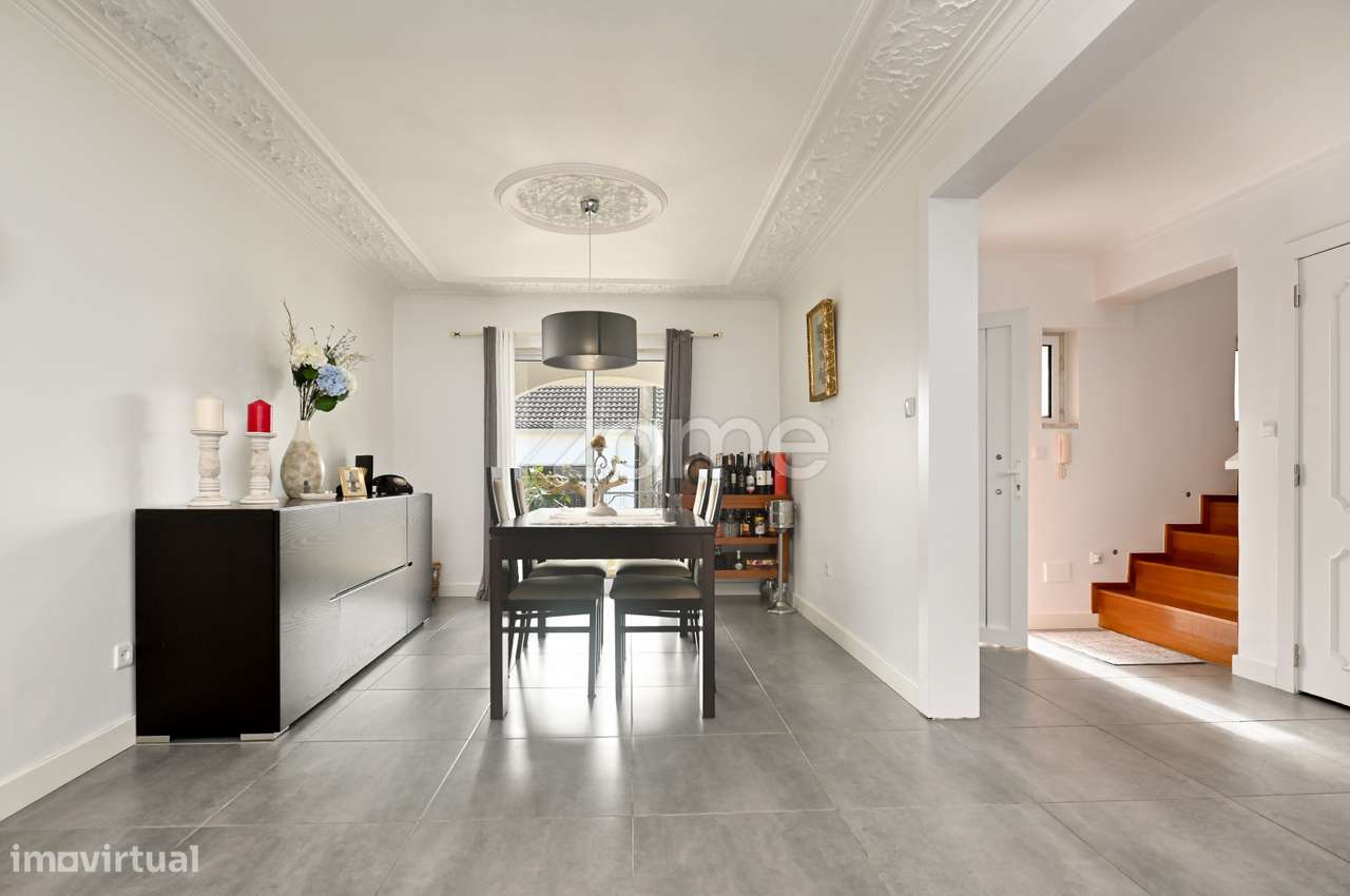 Moradia T3+1 com piscina e anexo em Algueirão - Mem Martins - Grande imagem: 4/42