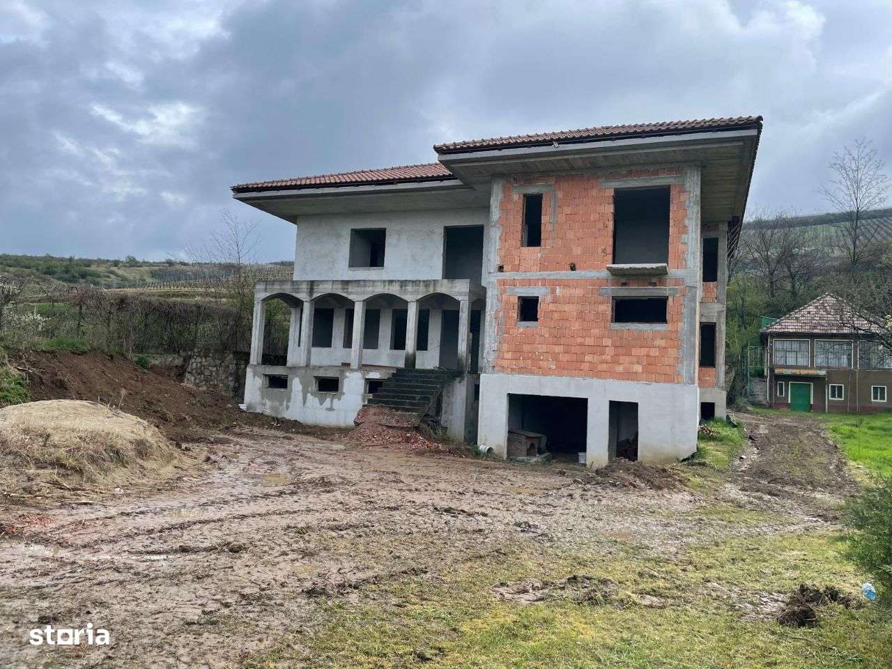 Cladiri pretabile spatii agrement Paulis - Imagine principală: 4/20