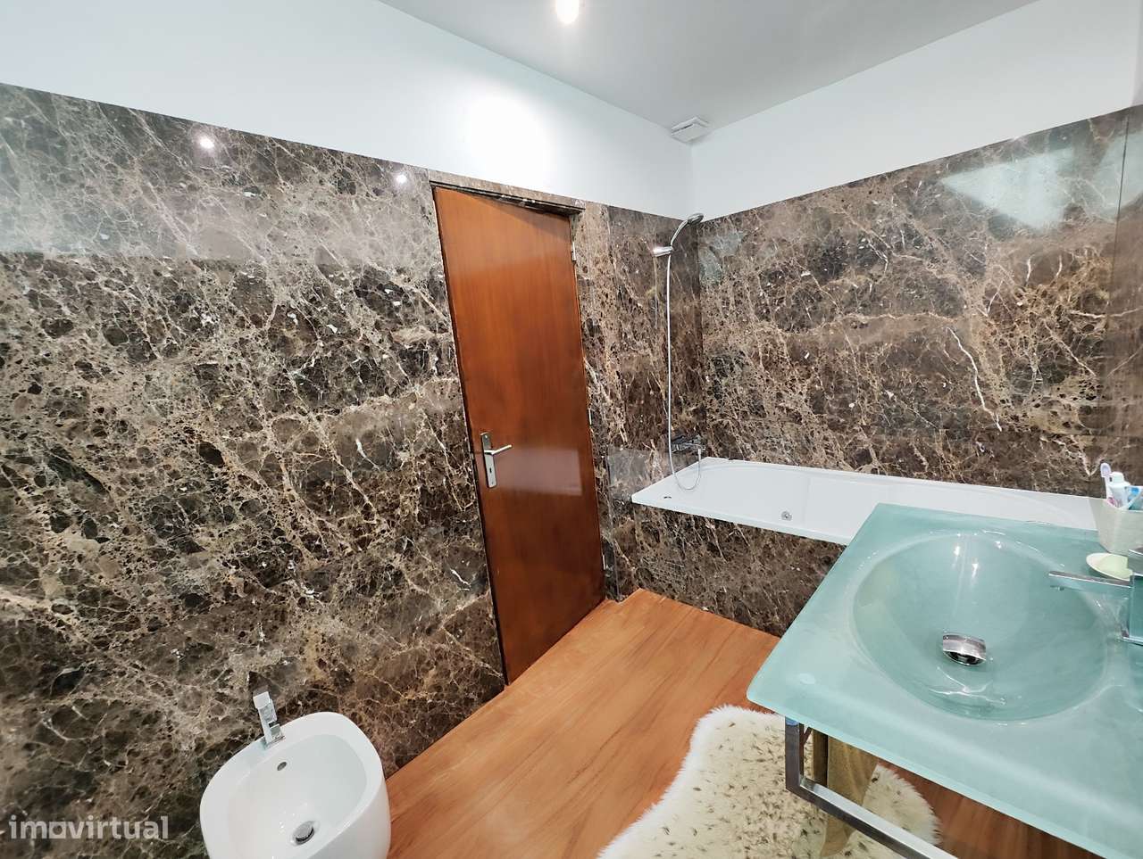 Vende-se moradia de luxo-42