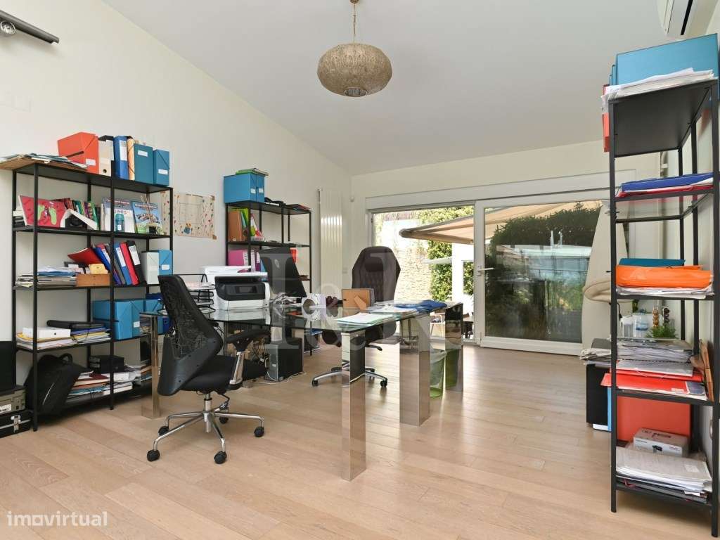 Moradia T6 com jardim, piscina e vista rio no Restelo, Lisboa-47