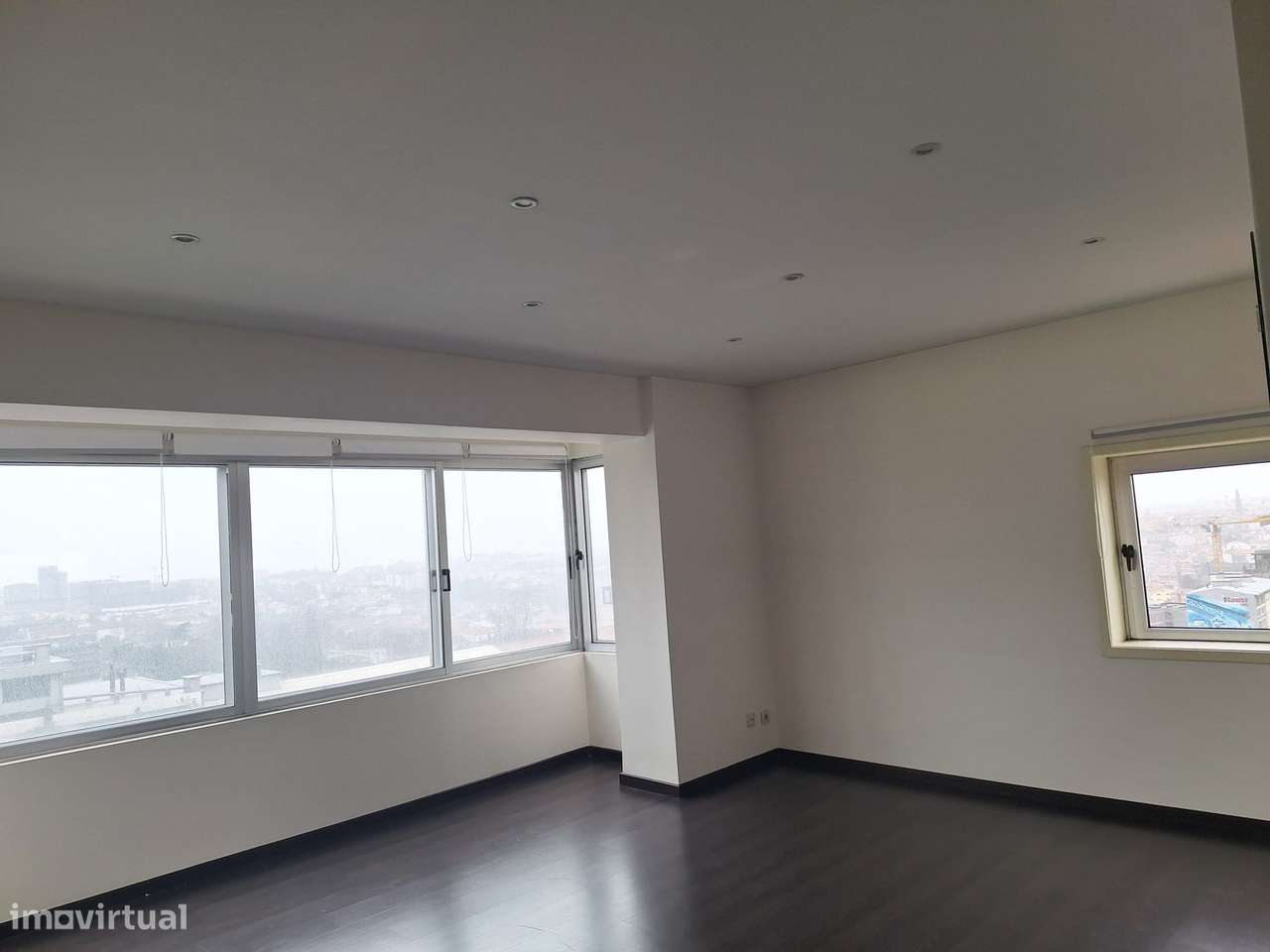 T2 Avenida da República em Gaia - 11º Andar - Grande imagem: 5/9