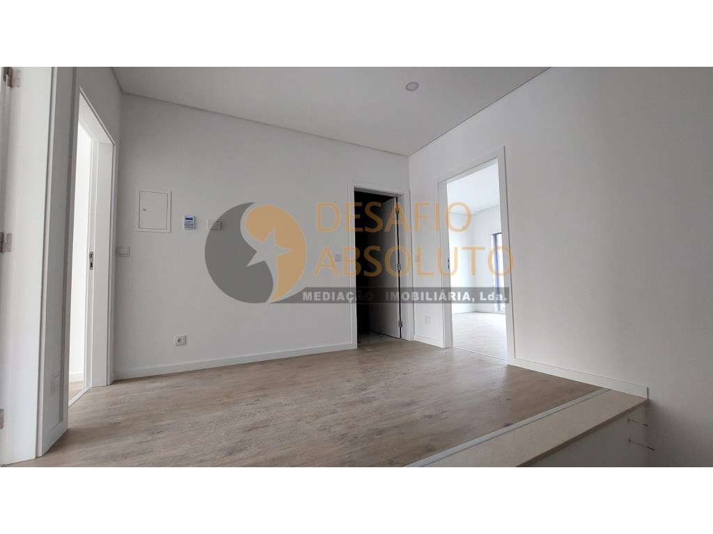 Moradia Geminada Gaveto T3 - Pinhal do General, Fernão Ferro - Grande imagem: 4/17