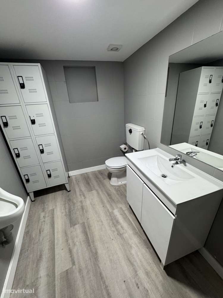 Excelente armazém para arrendamento em creixomil 497m2 - Grande imagem: 5/10