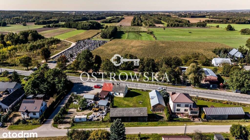 Działka budowlana z połówką bliźniaka i budynkami - Pełny obrazek: 4/11