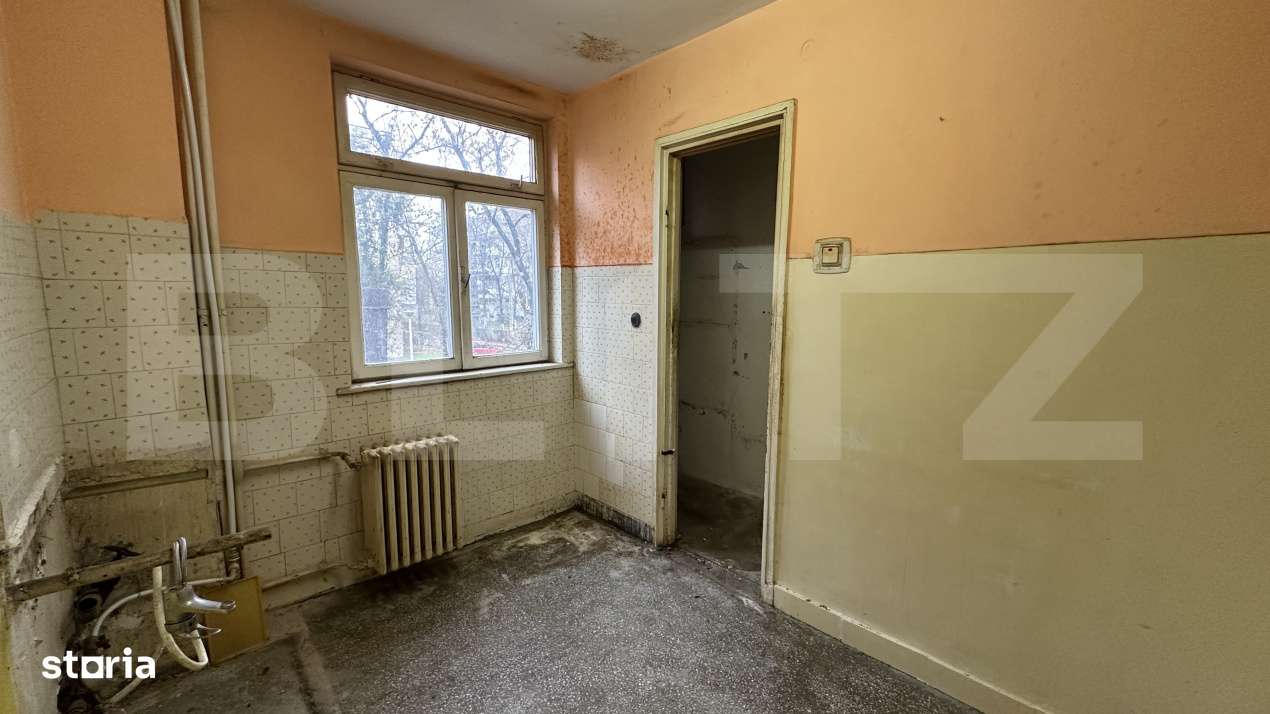 Oportunitate INVESTITIE - Apartament cu 2 camere, etajul 1, zona Roger - Imagine principală: 5/10