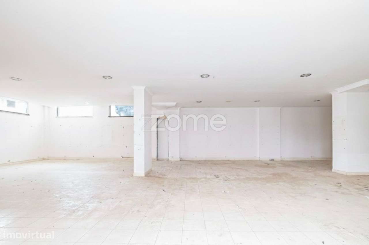 Loja Ampla - Excelente Ativo Comercial, Massamá Centro - Grande imagem: 5/25