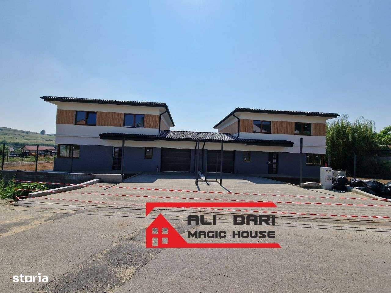 Nou De Vanzare Casa/ Duplex P+ E cu garaj în Chinteni - Imagine principală: 2/20