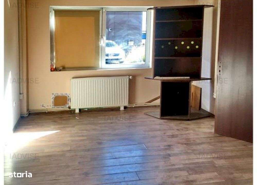 Hala industriala noua/Spatiu birouri in Centru logistic - Imagine principală: 3/13