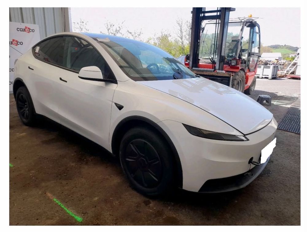 Tesla Model y 2026