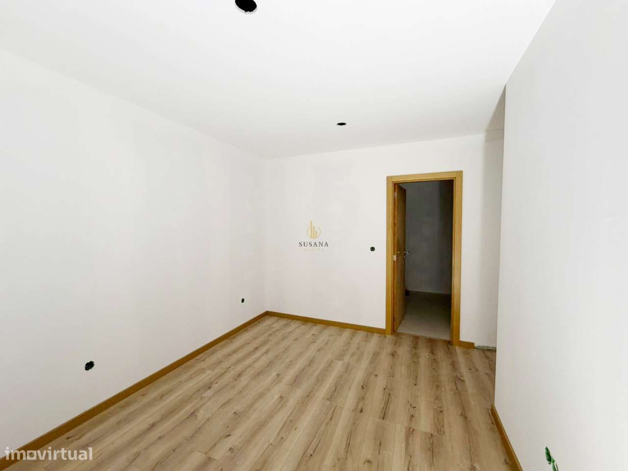 Apartamento T1+1 Venda em Cavernães,Viseu - Grande imagem: 4/9