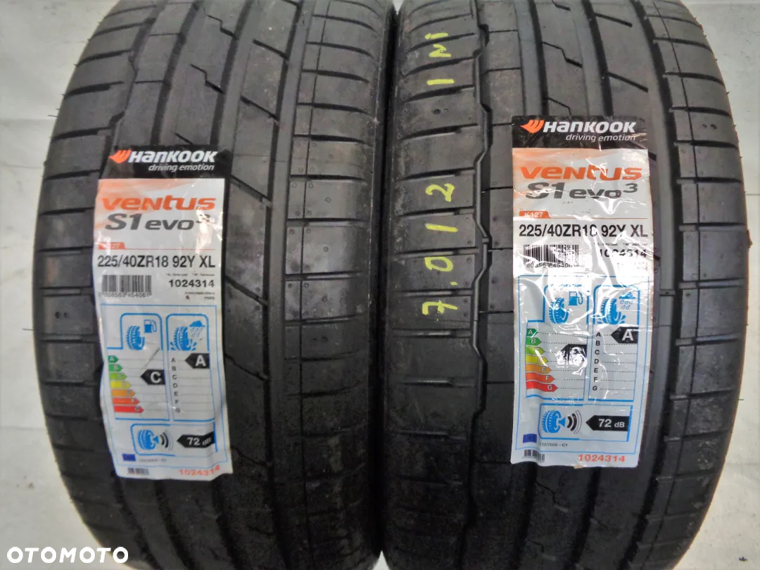 OPONY 225 40 18 92Y XL HANKOOK NOWE - LATO - 2