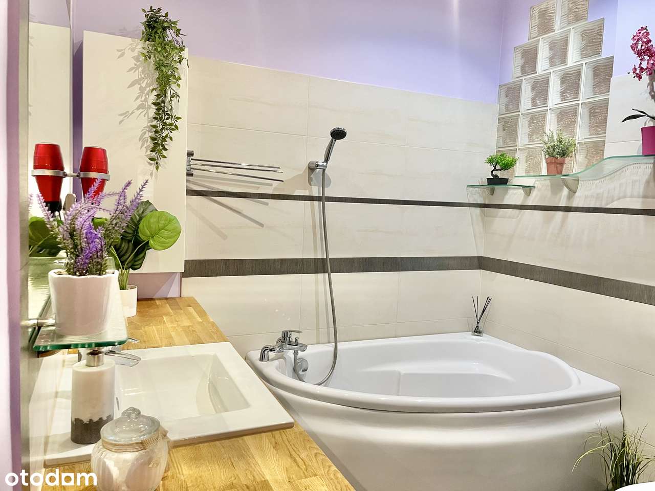 Komfortowe 3-pokojowe Mieszkanie, Garderoba, Dwie Łazienki, Spiżarka-14