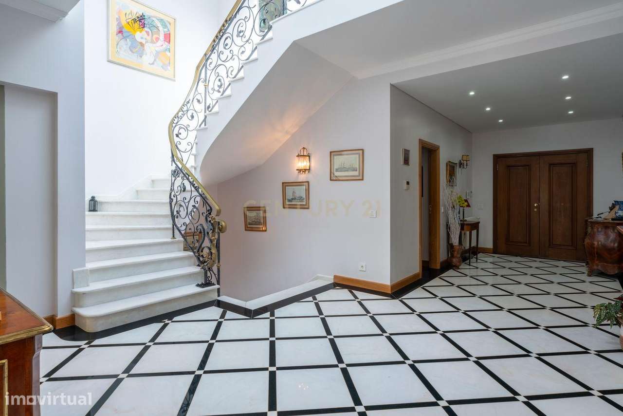 Moradia no Condomínio Privado da Penha Longa-11