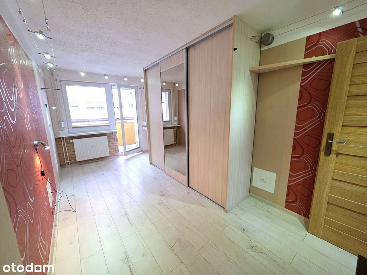 2-pokojowe, balkon, meble w kuchni oraz 2 szafy, ul. Kolejowa-9