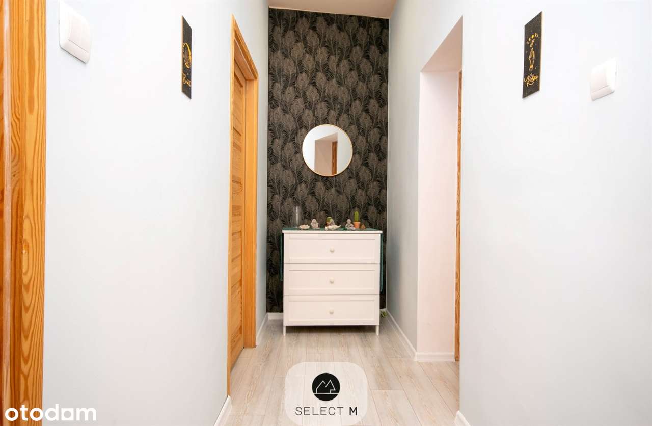 Czteropokojowe mieszkanie w centrum z parkingiem-6