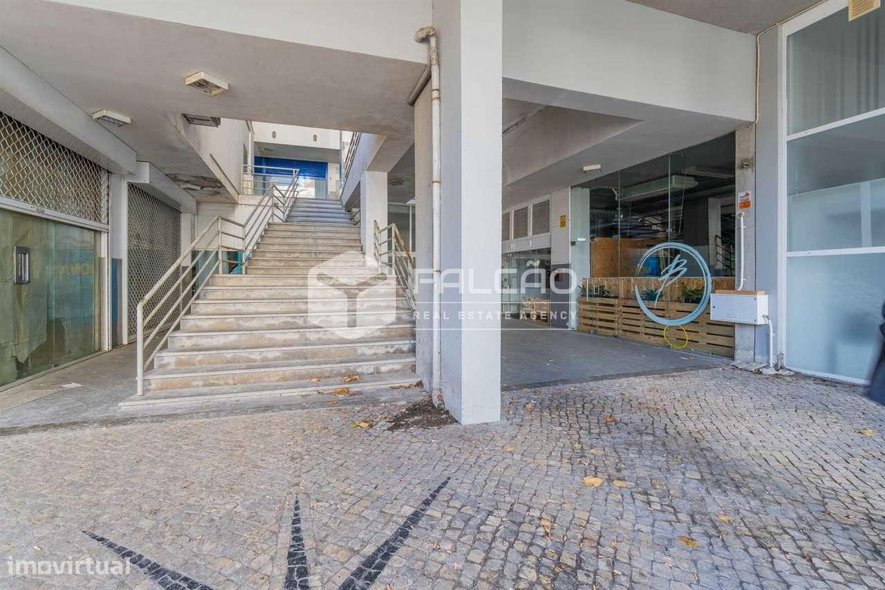 Loja  Venda em Algés, Linda-a-Velha e Cruz Quebrada-Dafundo,Oeiras-4