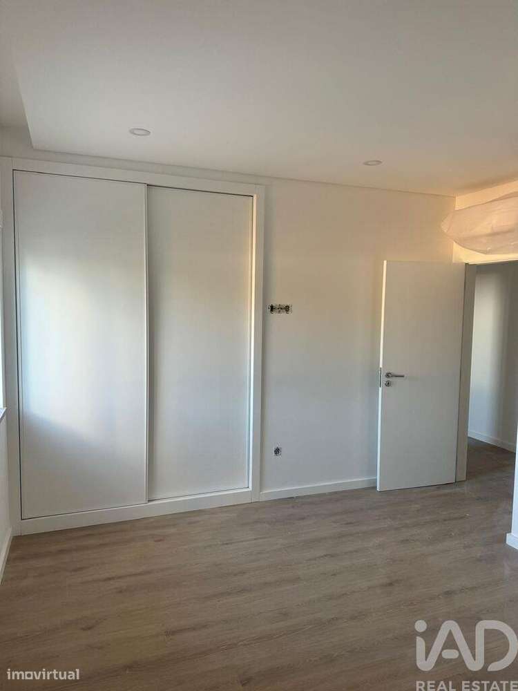 Apartamento T2 em Carregal do sal de 101,00 m2 - Grande imagem: 5/6