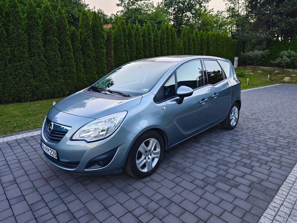 Opel Meriva II 1.4 T Essentia 2011