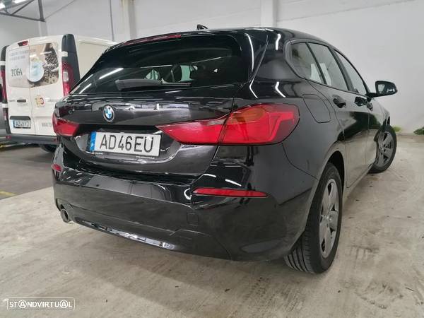 BMW 118 i Auto - 2