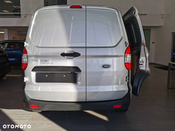 Ford Transit Courier - 3