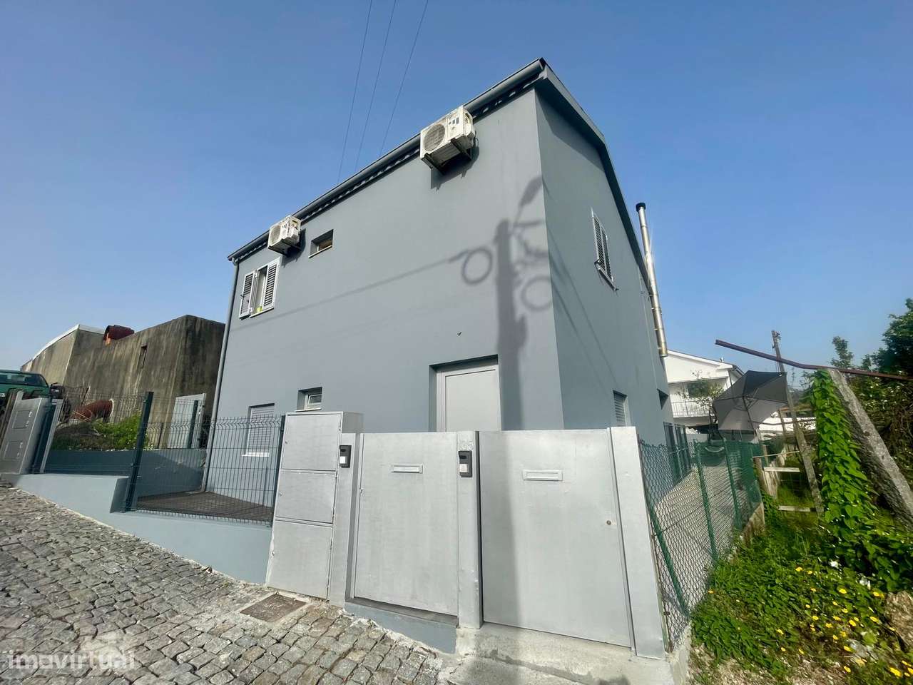 Andar Moradia T2+1  totalmente renovado com terraço em Fradelos, Braga-14