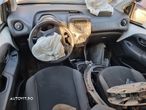 Dezmembrez Toyota Aygo 2 motor 1.0 benzina  70cp 1KR-FE dezmembrari cutie de viteze manuala 5+1 - 4