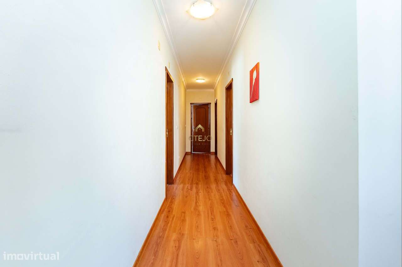 Fantastica Moradia T6 São João da Talha-14