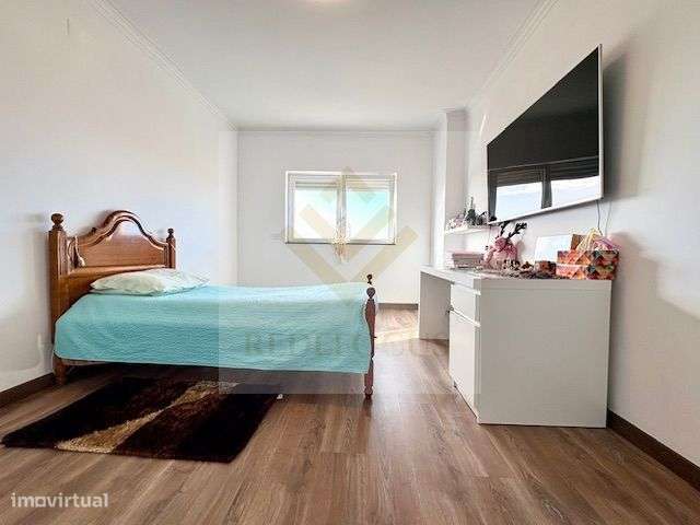 Apartamento T3 Renovado em Mozelos-17