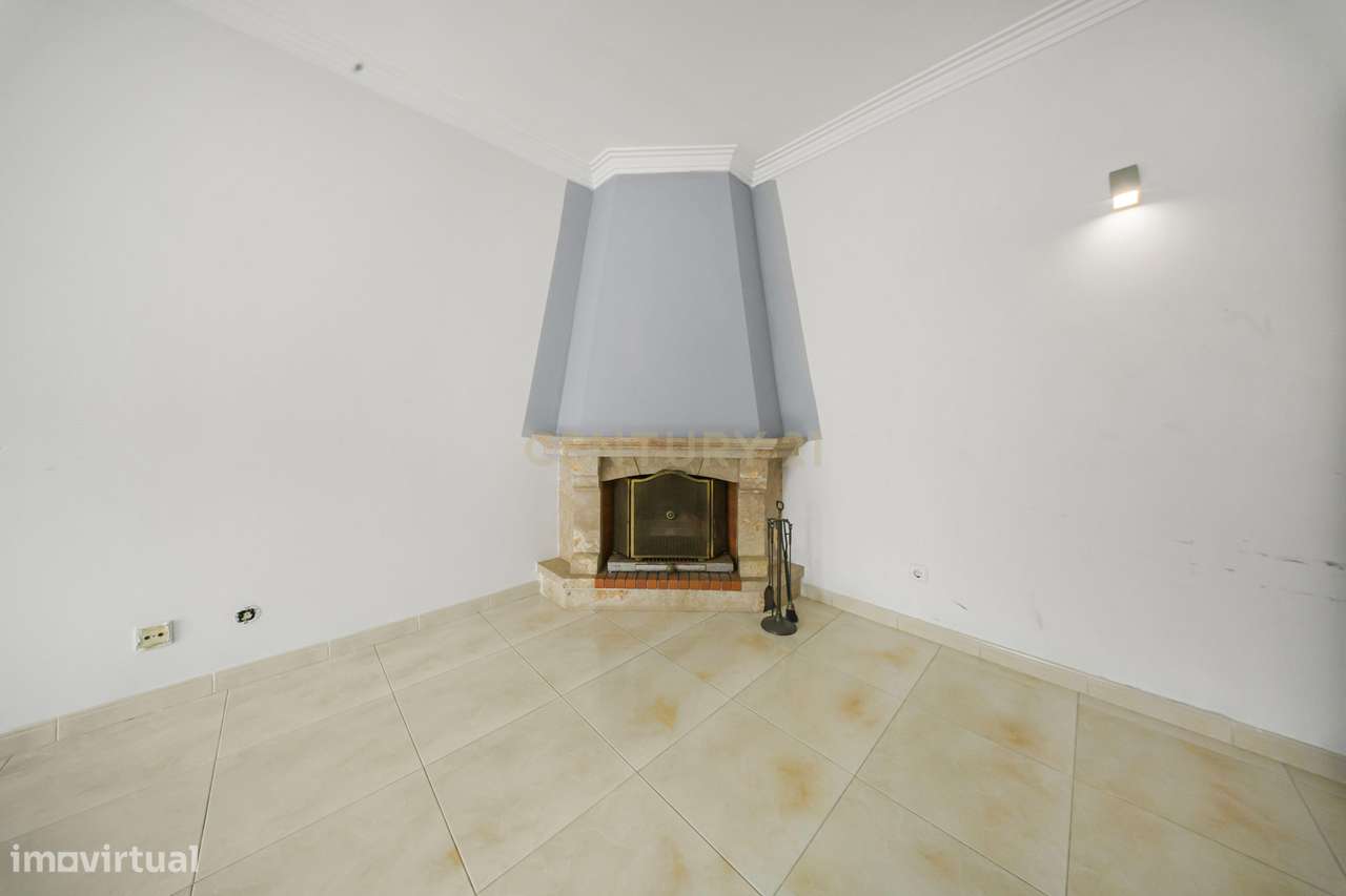 T3 Luminoso em Santa Marta do Pinhal – Espaço e Conforto no Coração de - Grande imagem: 5/31