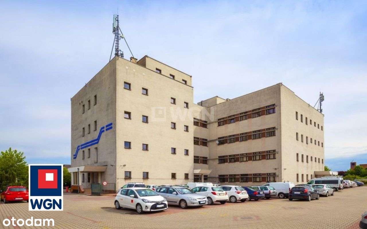 Budynek na największym osiedlu miasta - Pełny obrazek: 4/20