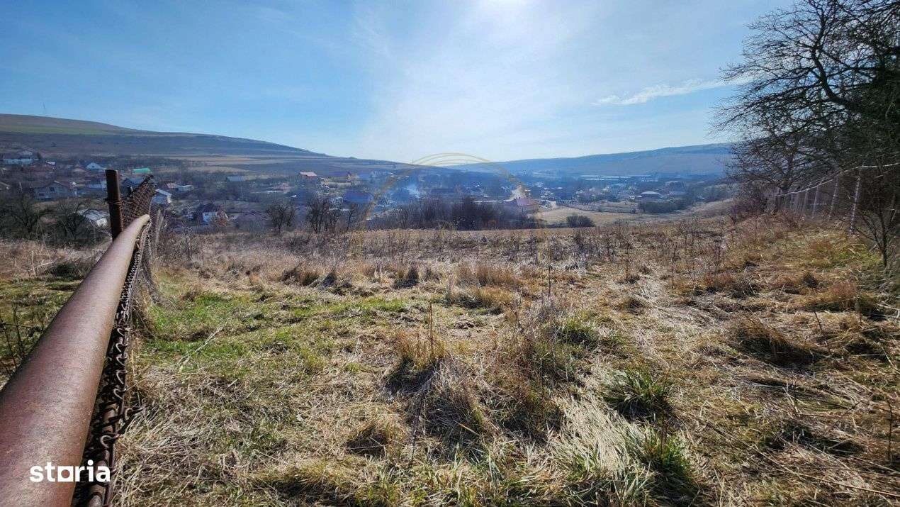 Teren intravilan in Valcele, 1400mp, front 20 ml, zona centrala - Imagine principală: 4/7