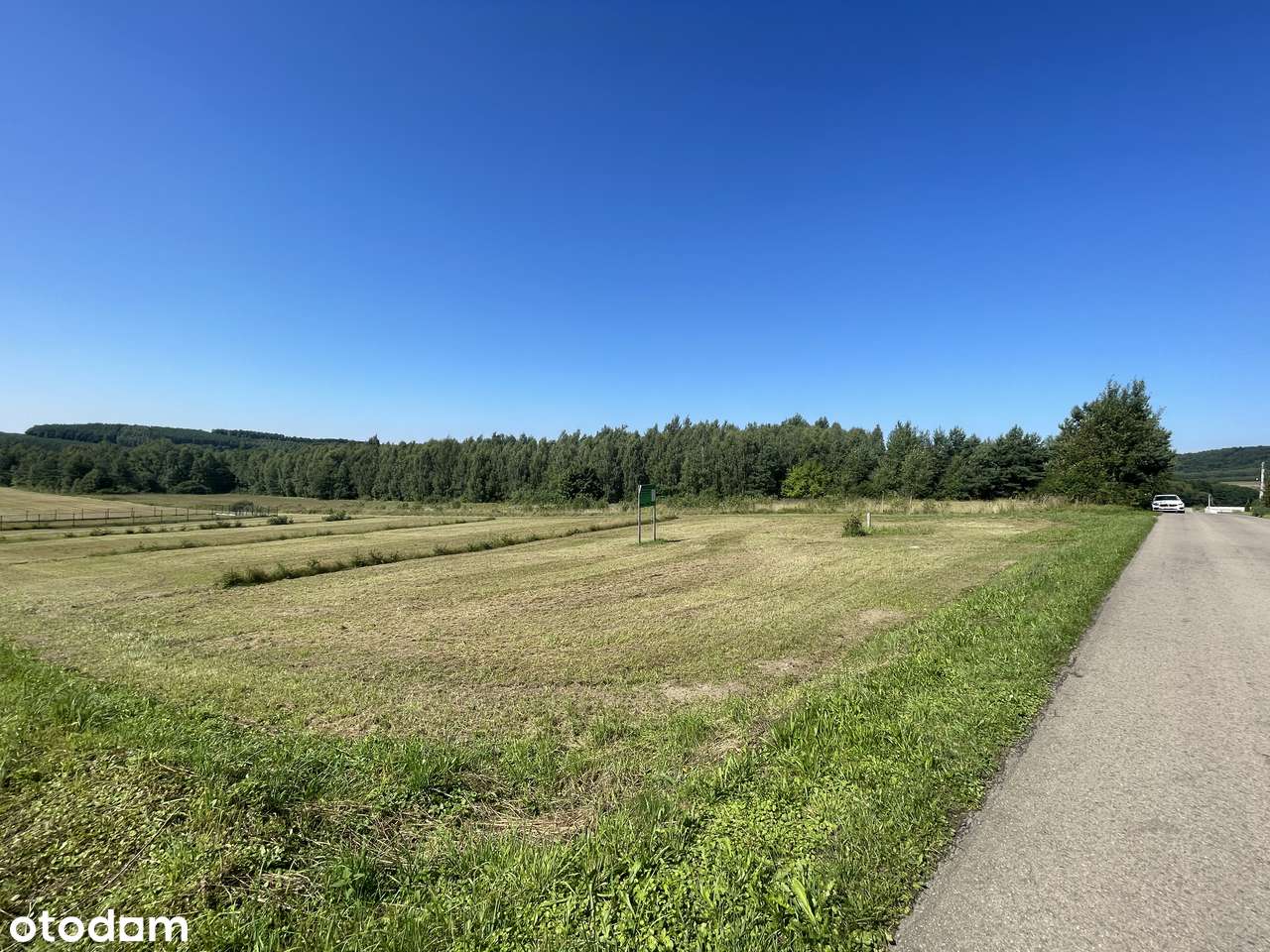 MPZP | Media w działce | Asfaltowa droga | Prostokąt | Płaska | Las - Pełny obrazek: 4/20