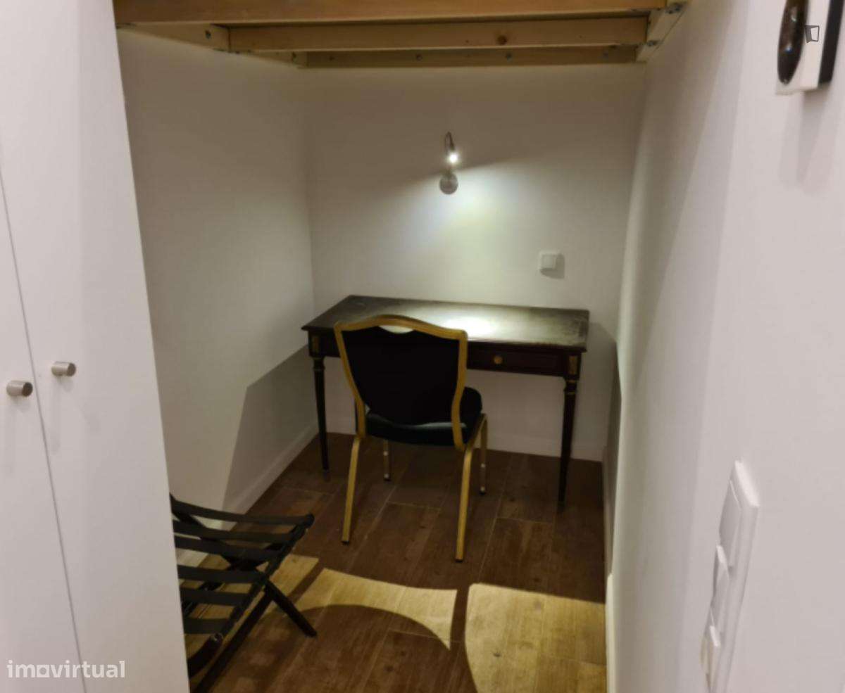 Quarto - localizado em Arroios Lisbon - Grande imagem: 4/10