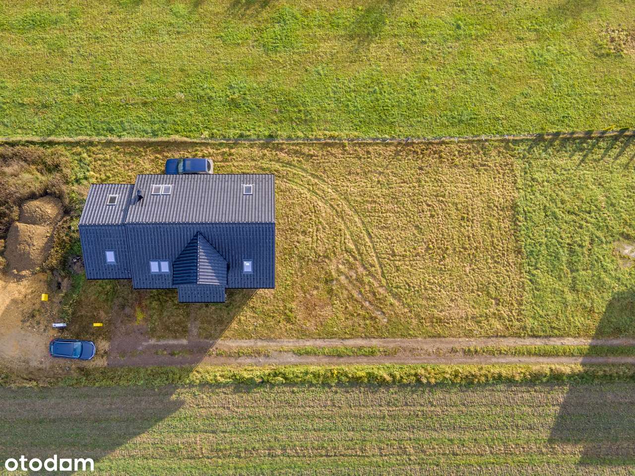 Nowoczesny dom 147,7 m² z garażem w spokojnej okolicy-2