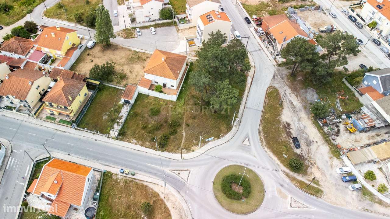 Terreno na Quinta do Conde para construção de edificio-20