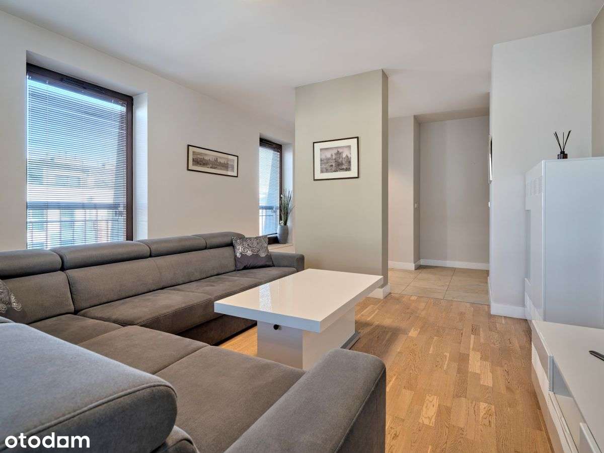 Szafarnia 8 – przestronne mieszkanie przy Marinie-3