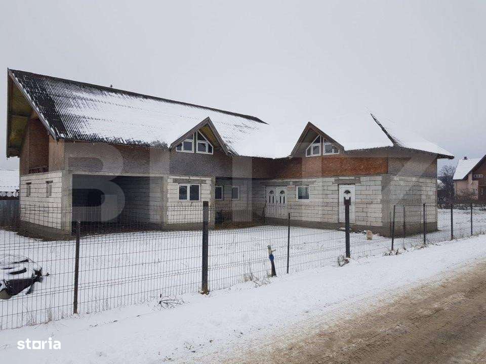 2 case, 4 camere, 220mp, Suseni - Imagine principală: 1/2