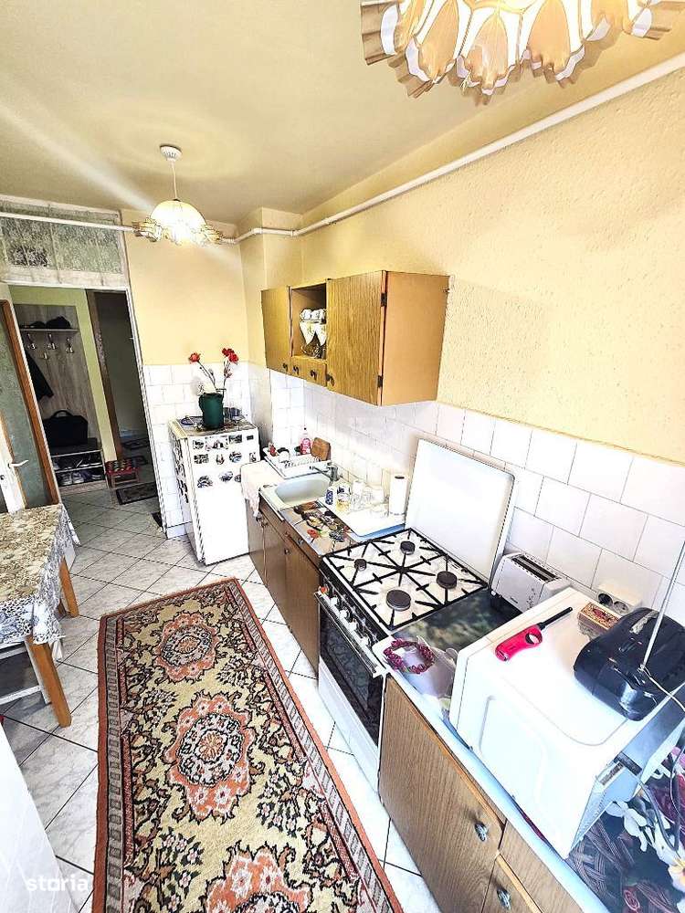 Video | Aprtament 3 camere decomandate | Micro 17 | Strada Brasovulu - Imagine principală: 4/18