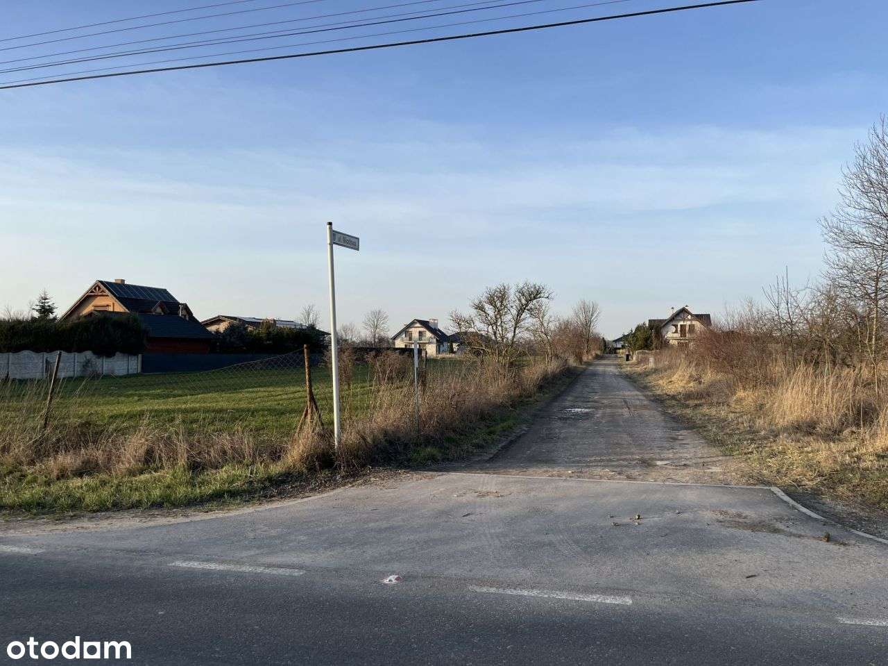 Na sprzedaż atrakcyjne działki budowlane od 749 --1