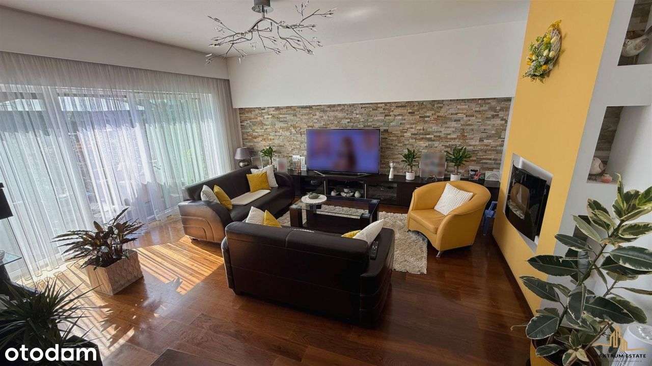 Duży Dom Z Garażem I Pięknym Ogrodem! - Pełny obrazek: 4/20