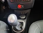 Renault Clio 1.2 16V Confort - 30