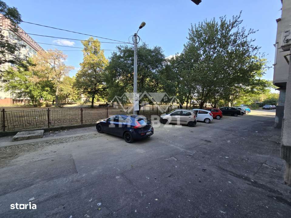 VANZARE SPATIU COMERCIAL PARTER  ZONA 9 MAI-17