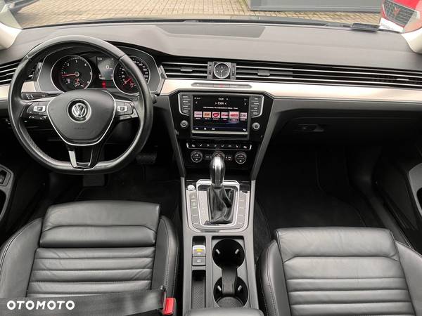 Volkswagen Passat 2.0 TDI BMT Highline DSG - 14