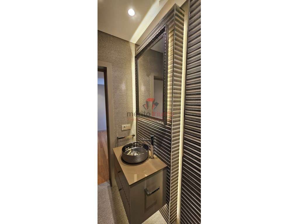 *Oferta de Escritura e Registo - Apartamento T4 de LUXO junto à Pra...-24