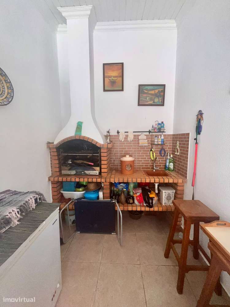 Moradia T2+1 com piscina em Salvaterra De Magos.-31